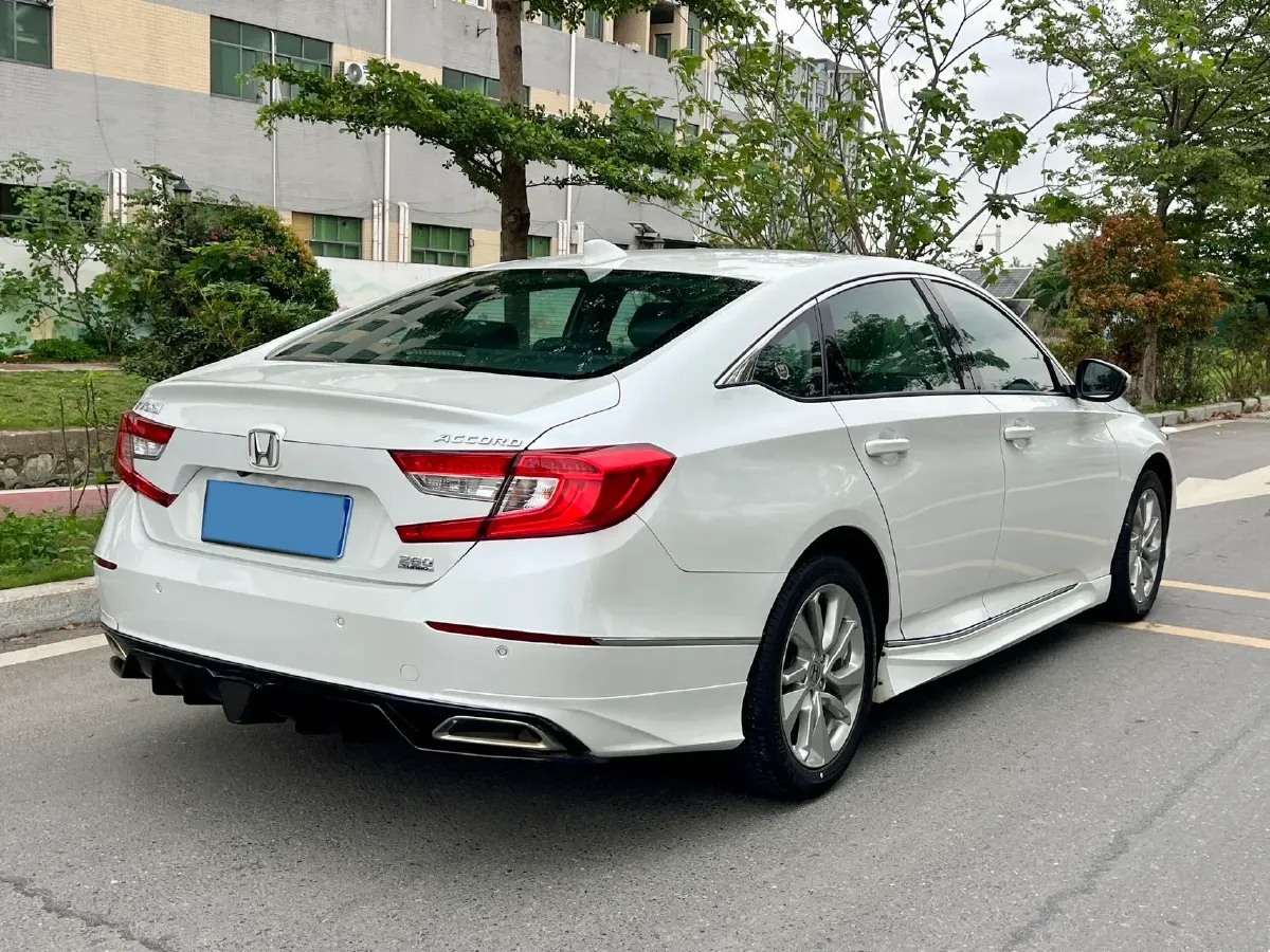 2018 Honda Accord 1.5T 194HP L4 CVT,autocango,china used car exporter,china ev exporter,chinese used car exporter,chinese used ev exporter