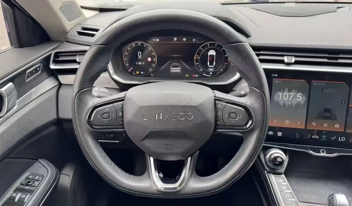 2021 LYNK&CO 01 2.0T 218HP L4 8AT,autocango,china used car exporter,china ev exporter,chinese used car exporter,chinese used ev exporter