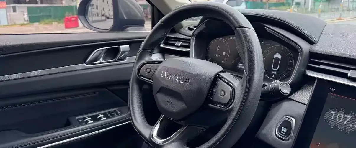 2021 LYNK&CO 01 2.0T 218HP L4 8AT,autocango,china used car exporter,china ev exporter,chinese used car exporter,chinese used ev exporter