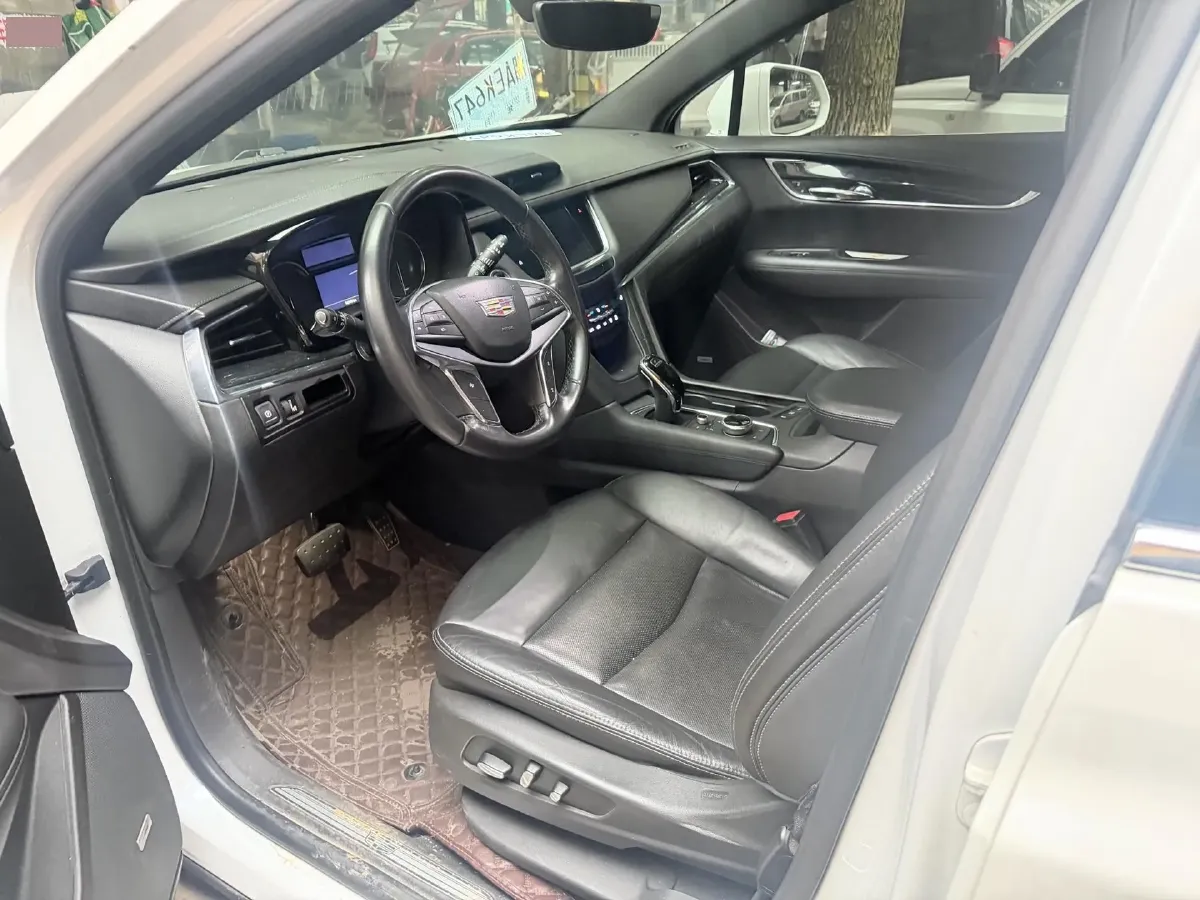2020 Cadillac XT5 2.0T 237HP L4 9AT,autocango,china used car exporter,china ev exporter,chinese used car exporter,chinese used ev exporter