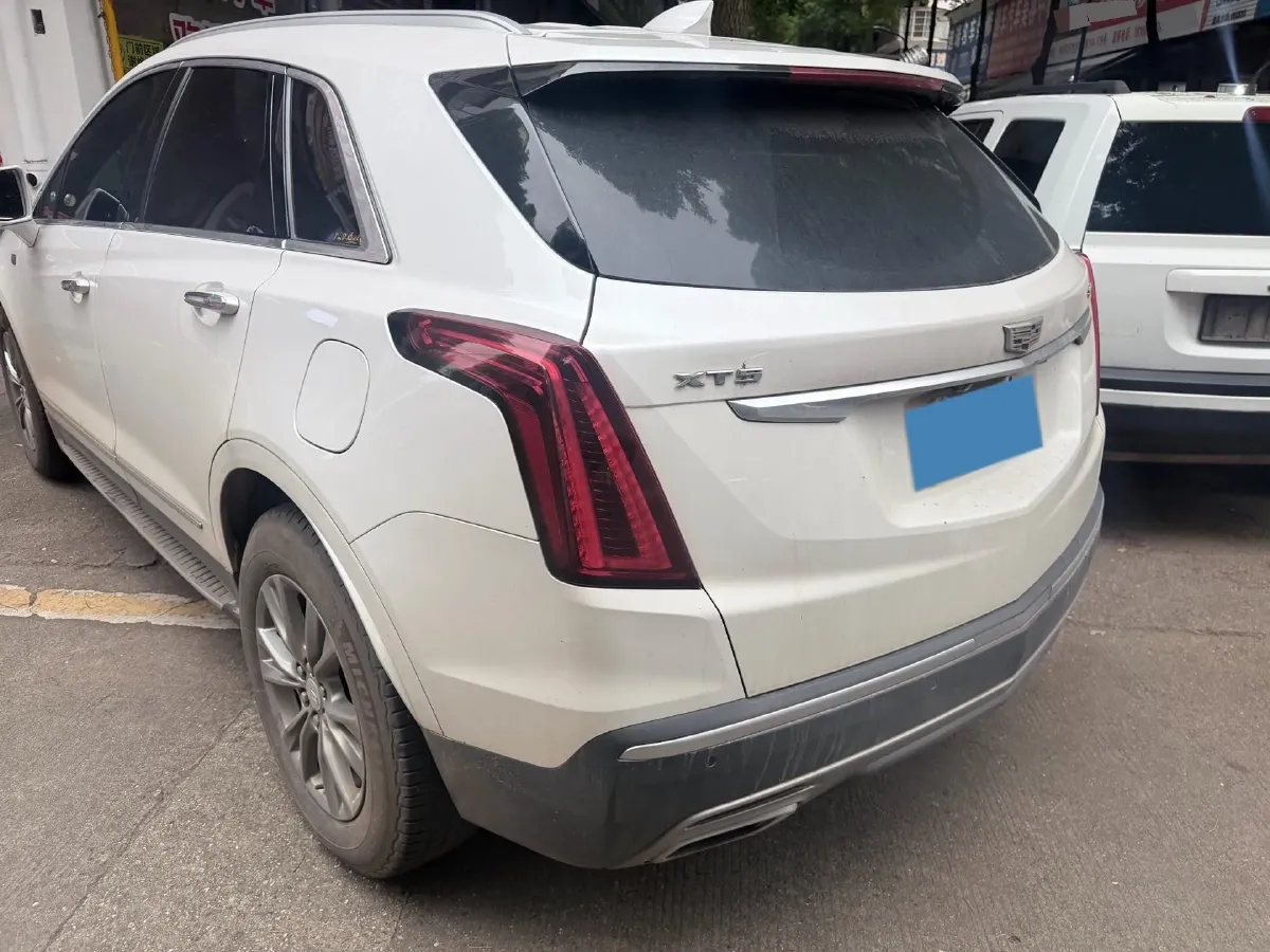 2020 Cadillac XT5 2.0T 237HP L4 9AT,autocango,china used car exporter,china ev exporter,chinese used car exporter,chinese used ev exporter