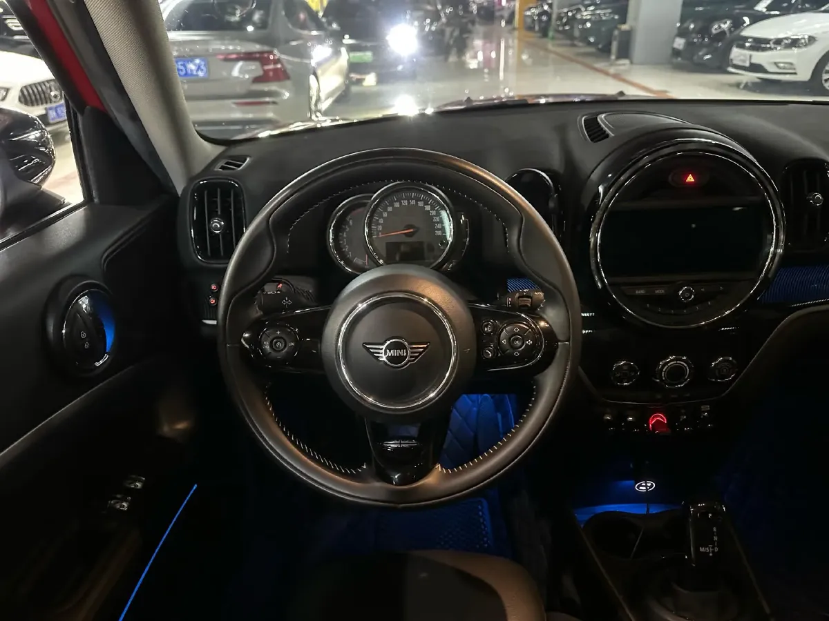 2019 MINI COUNTRYMAN 1.5T 136HP L3 8AT,autocango,china used car exporter,china ev exporter,chinese used car exporter,chinese used ev exporter