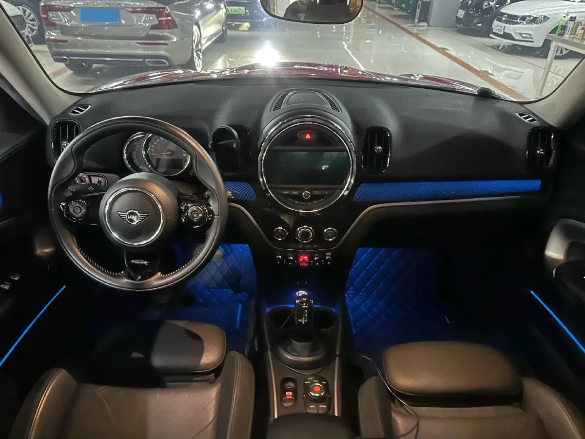 2019 MINI COUNTRYMAN 1.5T 136HP L3 8AT,autocango,china used car exporter,china ev exporter,chinese used car exporter,chinese used ev exporter