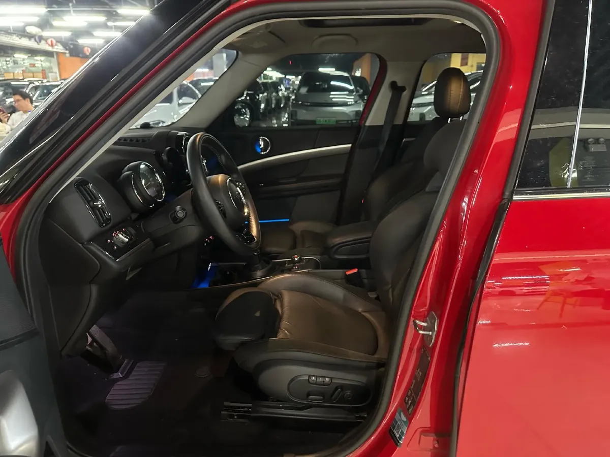 2019 MINI COUNTRYMAN 1.5T 136HP L3 8AT,autocango,china used car exporter,china ev exporter,chinese used car exporter,chinese used ev exporter