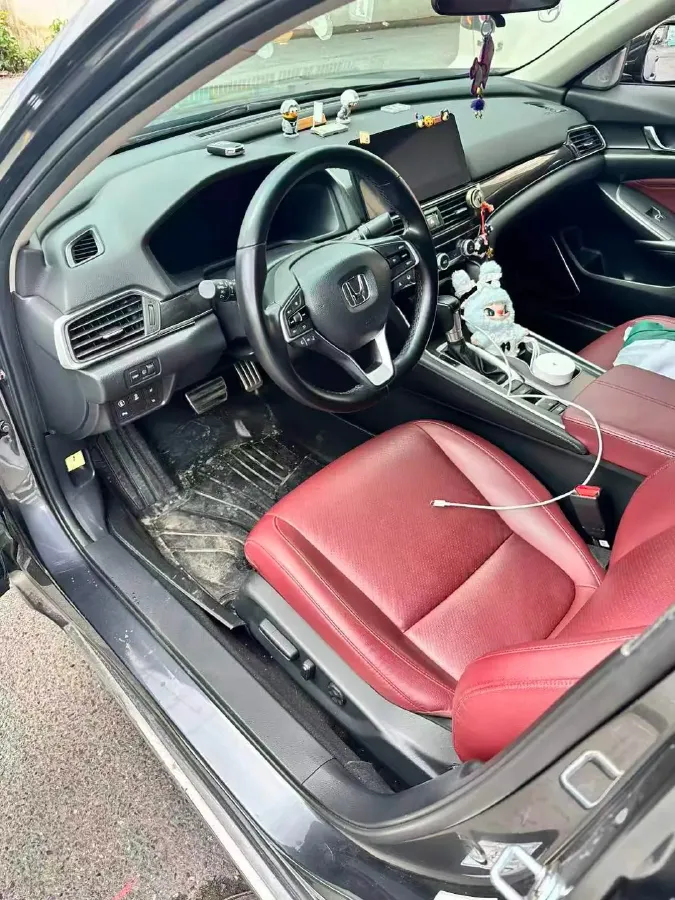 2022 Honda Accord 1.5T 194HP L4 CVT,autocango,china used car exporter,china ev exporter,chinese used car exporter,chinese used ev exporter