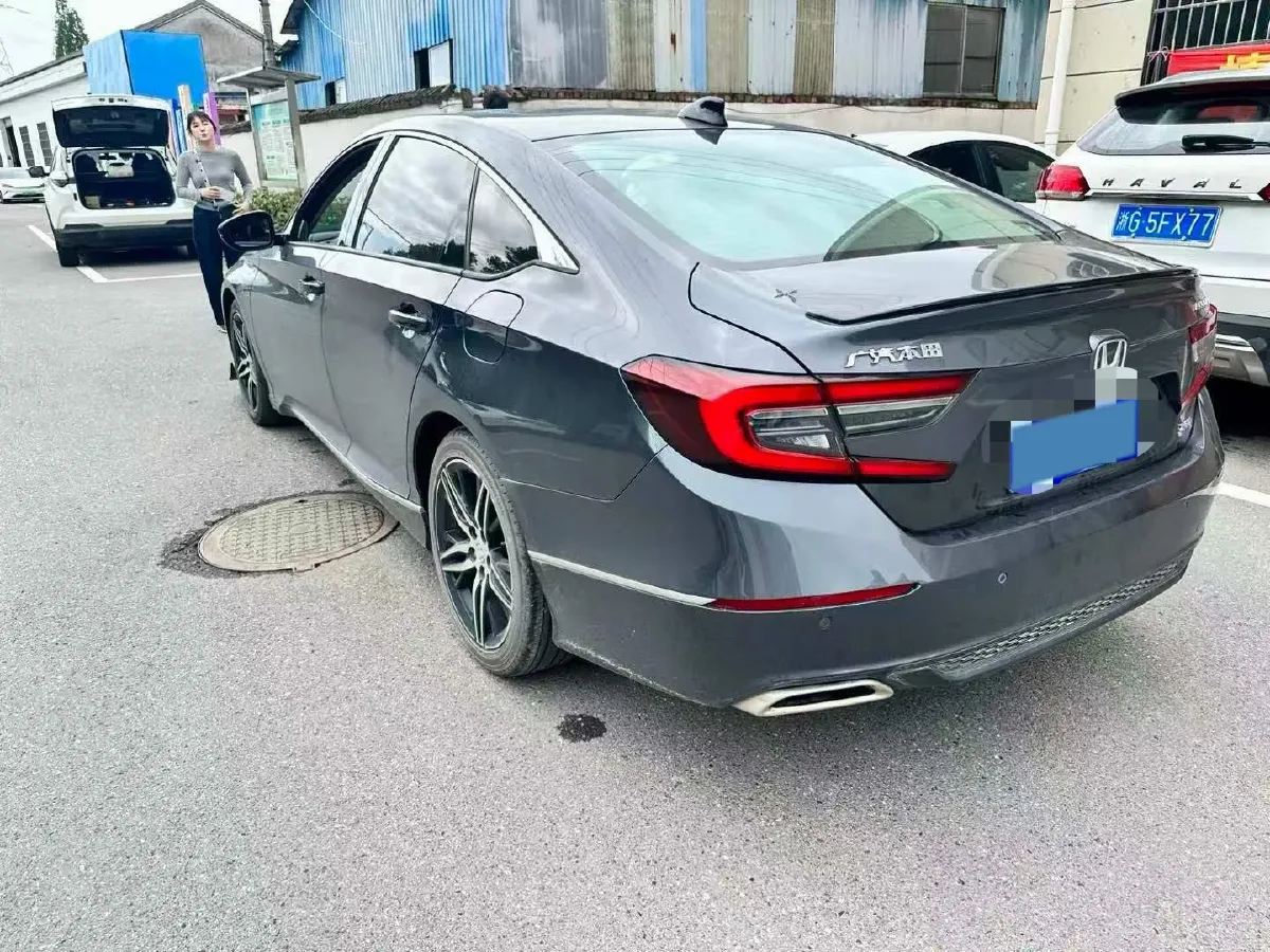 2022 Honda Accord 1.5T 194HP L4 CVT,autocango,china used car exporter,china ev exporter,chinese used car exporter,chinese used ev exporter