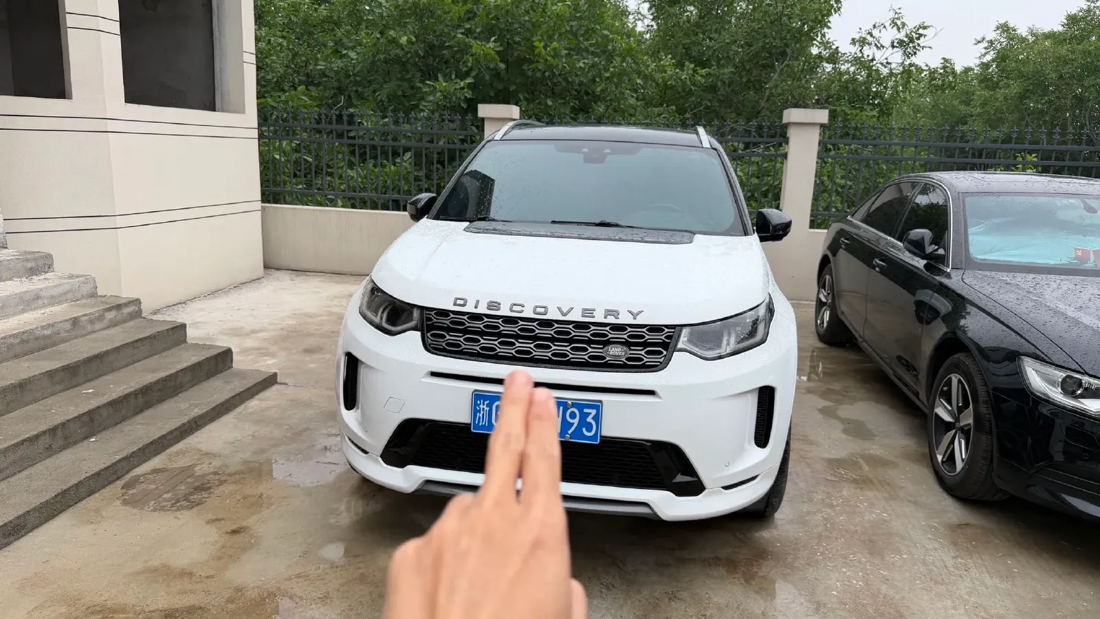 2020 Land Rover Discovery Sport 2.0T 249HP L4 9AT,autocango,china used car exporter,china ev exporter,chinese used car exporter,chinese used ev exporter