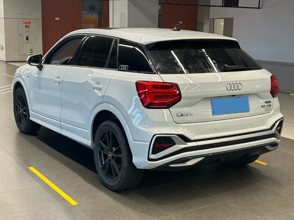 2022 Audi Q2L 1.4T 150HP L4 7DCT,autocango,china used car exporter,china ev exporter,chinese used car exporter,chinese used ev exporter