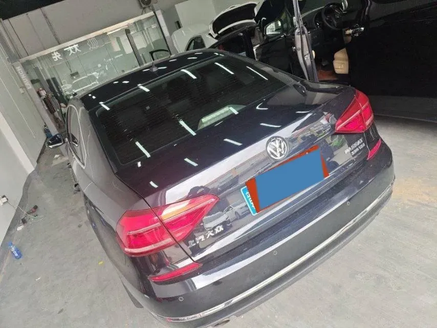 2017 Volkswagen Passat 1.8T 180HP L4 7DCT,autocango,china used car exporter,china ev exporter,chinese used car exporter,chinese used ev exporter