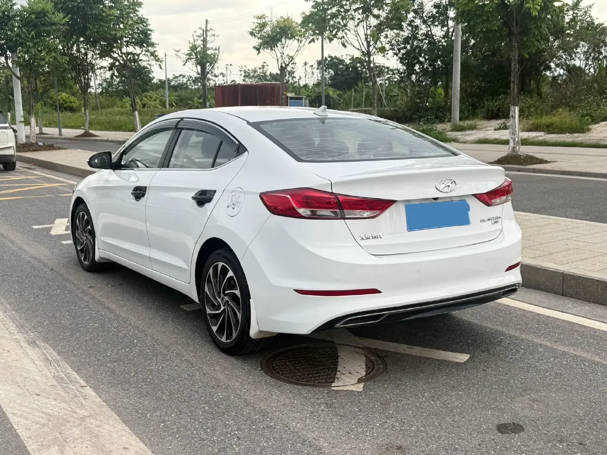 2020 Hyundai Elantra 1.5L 115HP L4 CVT,autocango,china used car exporter,china ev exporter,chinese used car exporter,chinese used ev exporter