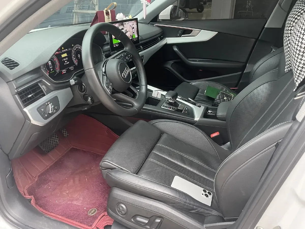 2020 Audi A4L 2.0T 190HP L4 7DCT,autocango,china used car exporter,china ev exporter,chinese used car exporter,chinese used ev exporter