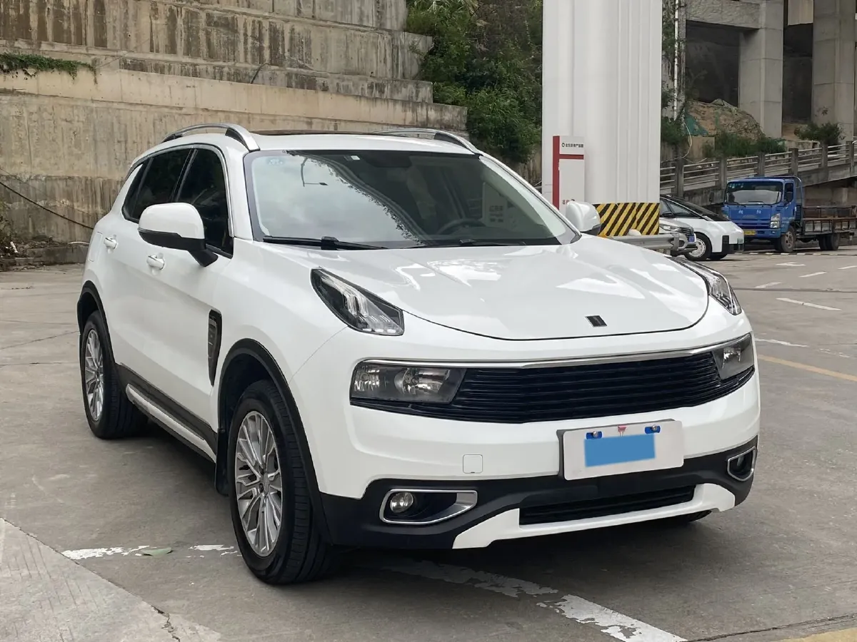 2017 Zotye SR9 2.0T 190HP L4 6DCT,autocango,china used car exporter,china ev exporter,chinese used car exporter,chinese used ev exporter