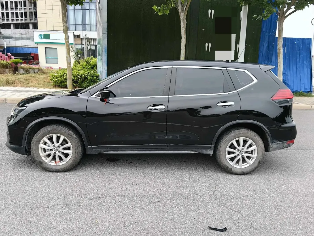 2025 Nissan X-Trail 2.0L 151HP L4 CVT,autocango,china used car exporter,china ev exporter,chinese used car exporter,chinese used ev exporter
