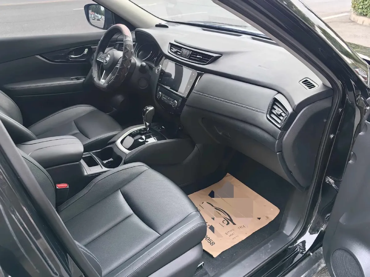 2025 Nissan X-Trail 2.0L 151HP L4 CVT,autocango,china used car exporter,china ev exporter,chinese used car exporter,chinese used ev exporter