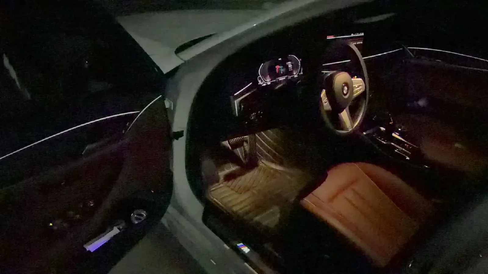 2023 BMW 5 Series 2.0T 245HP L4 8AT,autocango,china used car exporter,china ev exporter,chinese used car exporter,chinese used ev exporter