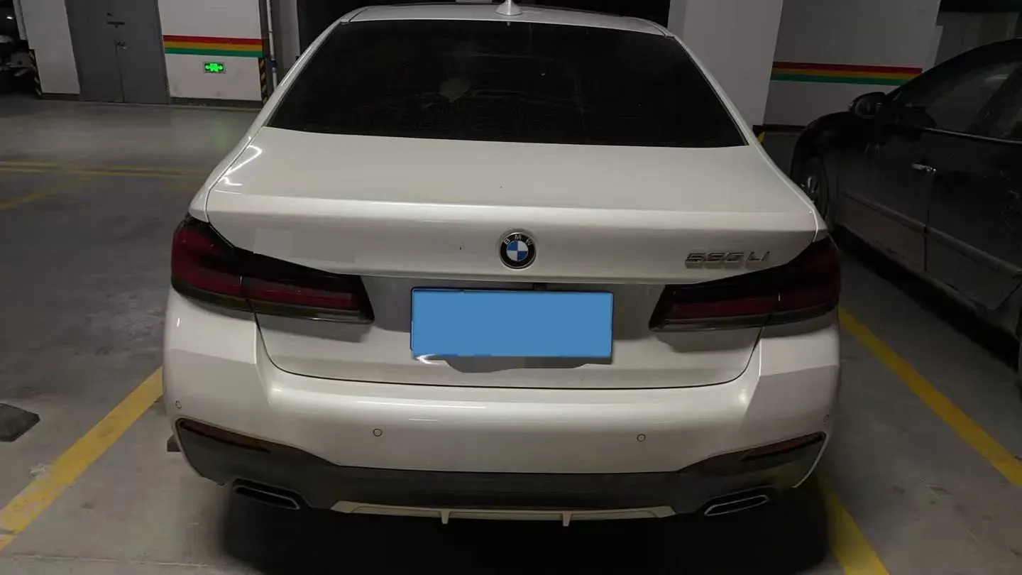 2023 BMW 5 Series 2.0T 245HP L4 8AT,autocango,china used car exporter,china ev exporter,chinese used car exporter,chinese used ev exporter