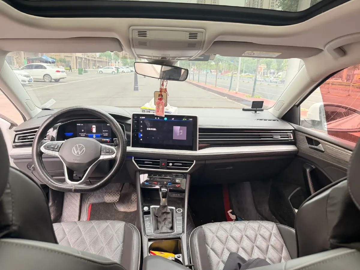 2023 Volkswagen Sagitar 1.4T 150HP L4 7DCT,autocango,china used car exporter,china ev exporter,chinese used car exporter,chinese used ev exporter