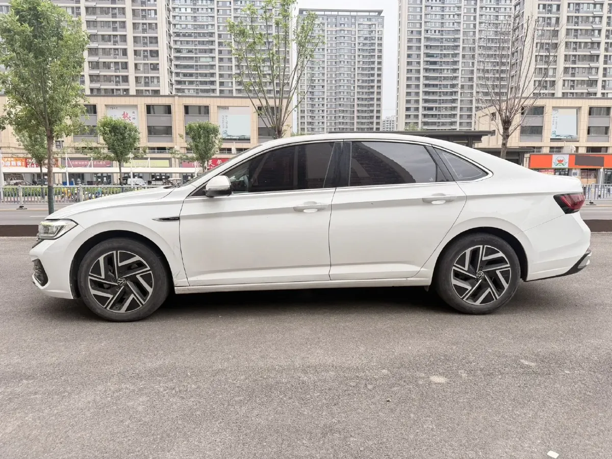 2023 Volkswagen Sagitar 1.4T 150HP L4 7DCT,autocango,china used car exporter,china ev exporter,chinese used car exporter,chinese used ev exporter