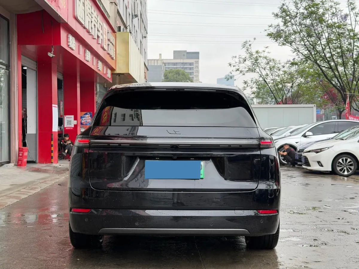 2024 Li L8 Range Extended 154HP REEV 52.3KWH,autocango,china used car exporter,china ev exporter,chinese used car exporter,chinese used ev exporter