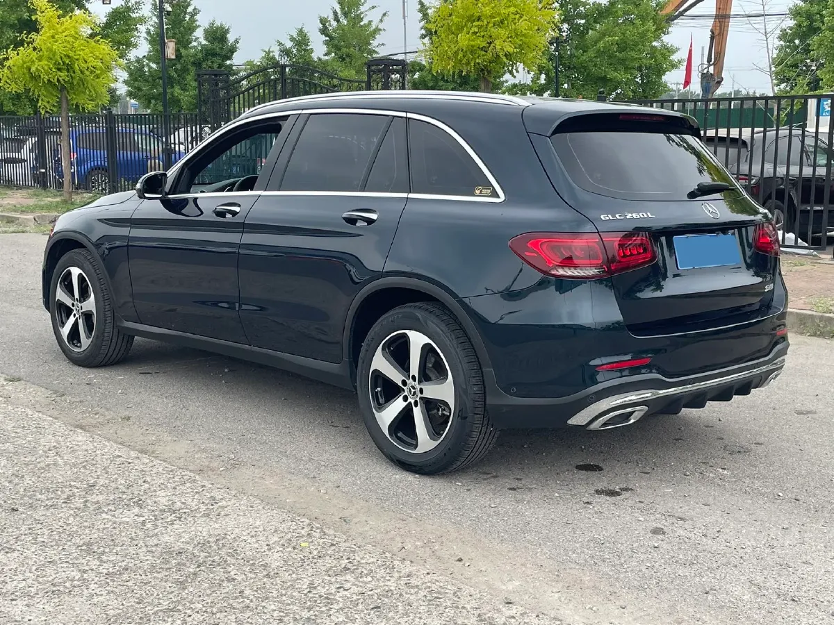 2022 Mercedes-Benz GLC Class 2.0T 197HP L4 9AT,autocango,china used car exporter,china ev exporter,chinese used car exporter,chinese used ev exporter