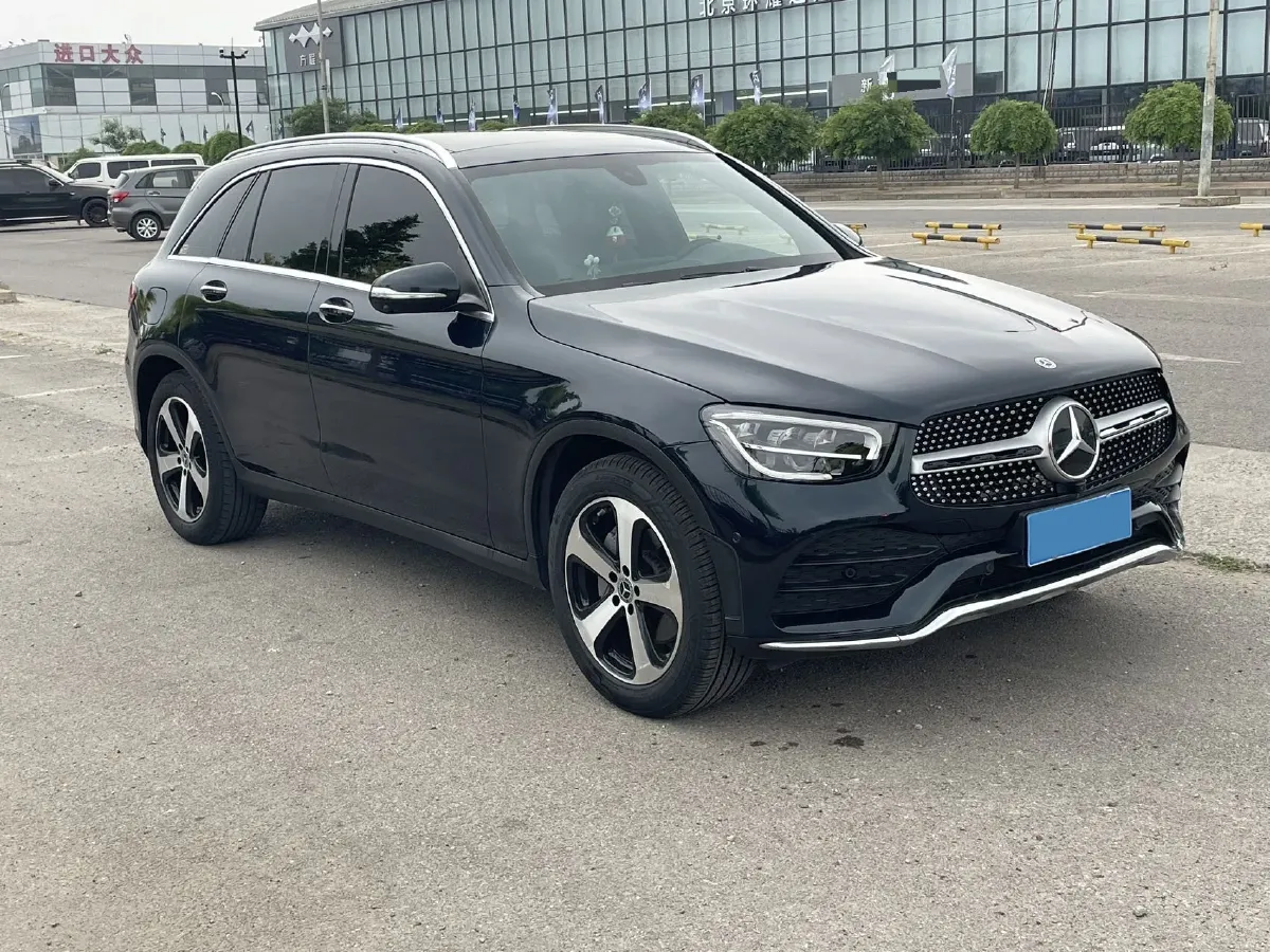 2022 Mercedes-Benz GLC Class 2.0T 197HP L4 9AT,autocango,china used car exporter,china ev exporter,chinese used car exporter,chinese used ev exporter