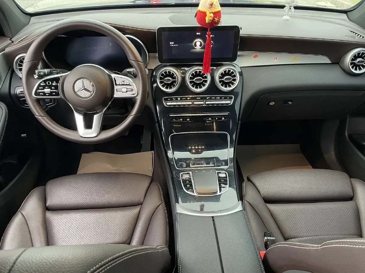 2022 Mercedes-Benz GLC Class 2.0T 197HP L4 9AT,autocango,china used car exporter,china ev exporter,chinese used car exporter,chinese used ev exporter