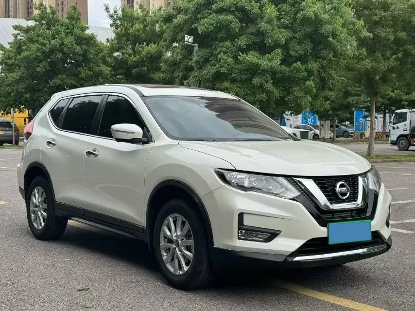 2023 Nissan X-Trail 2.0L 151HP L4 CVT,autocango,china used car exporter,china ev exporter,chinese used car exporter,chinese used ev exporter