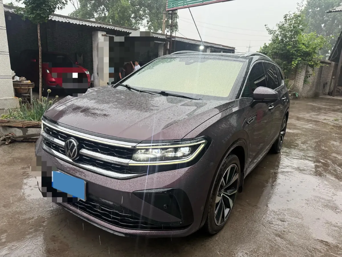 2021 Volkswagen Talagon 2.0T 220HP L4 7DCT,autocango,china used car exporter,china ev exporter,chinese used car exporter,chinese used ev exporter