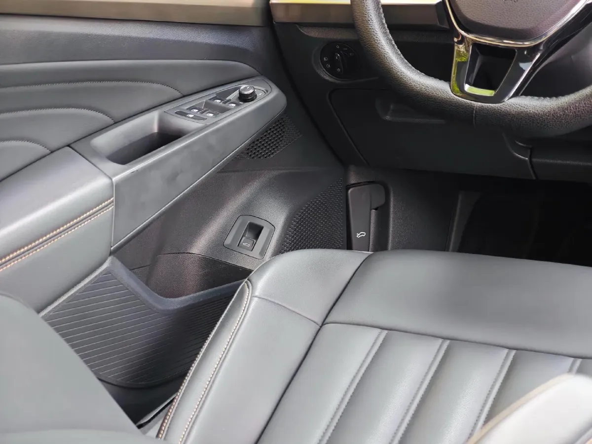 2020 Volkswagen Passat 1.4T 150HP L4 7DCT,autocango,china used car exporter,china ev exporter,chinese used car exporter,chinese used ev exporter