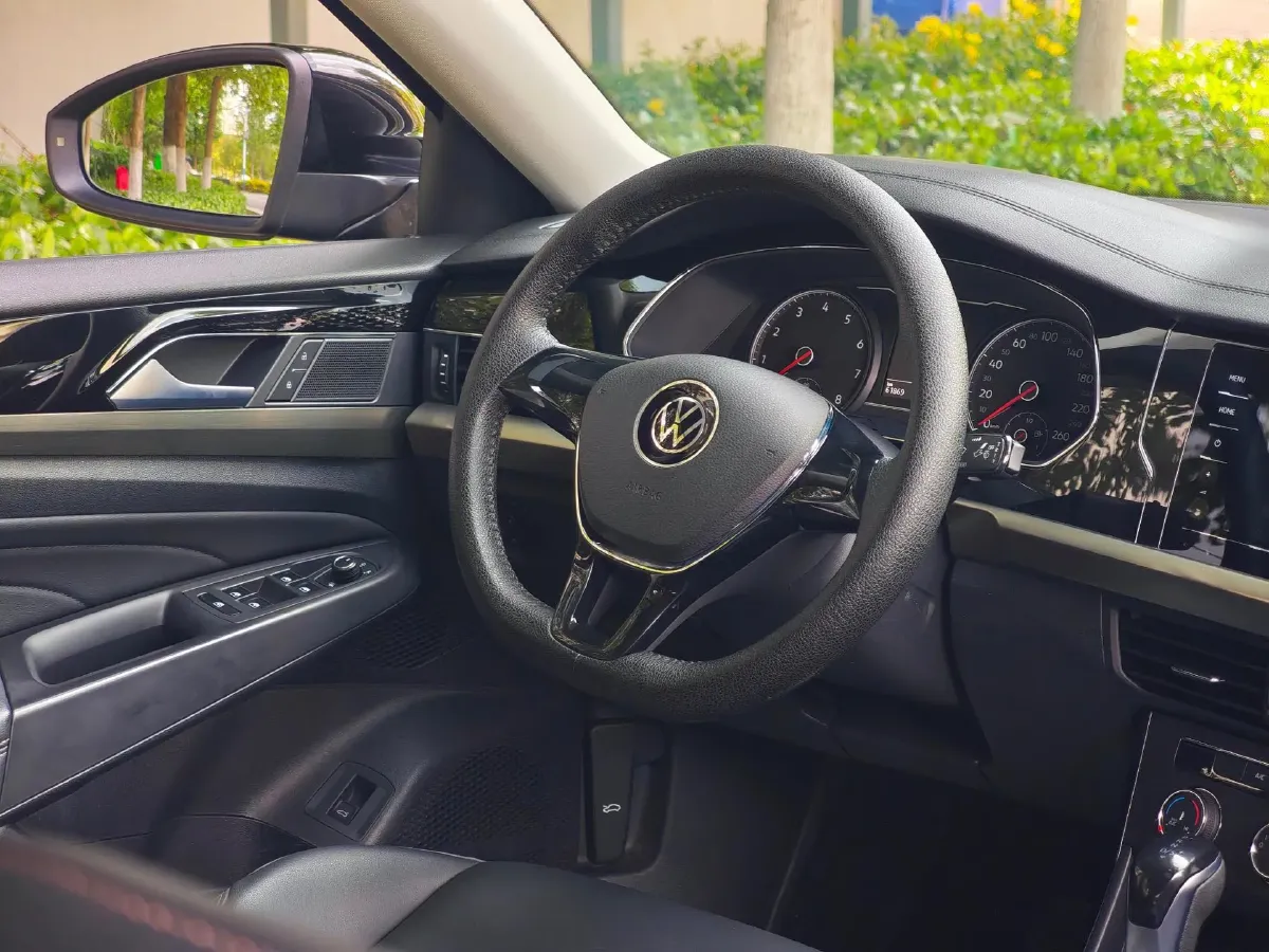 2020 Volkswagen Passat 1.4T 150HP L4 7DCT,autocango,china used car exporter,china ev exporter,chinese used car exporter,chinese used ev exporter