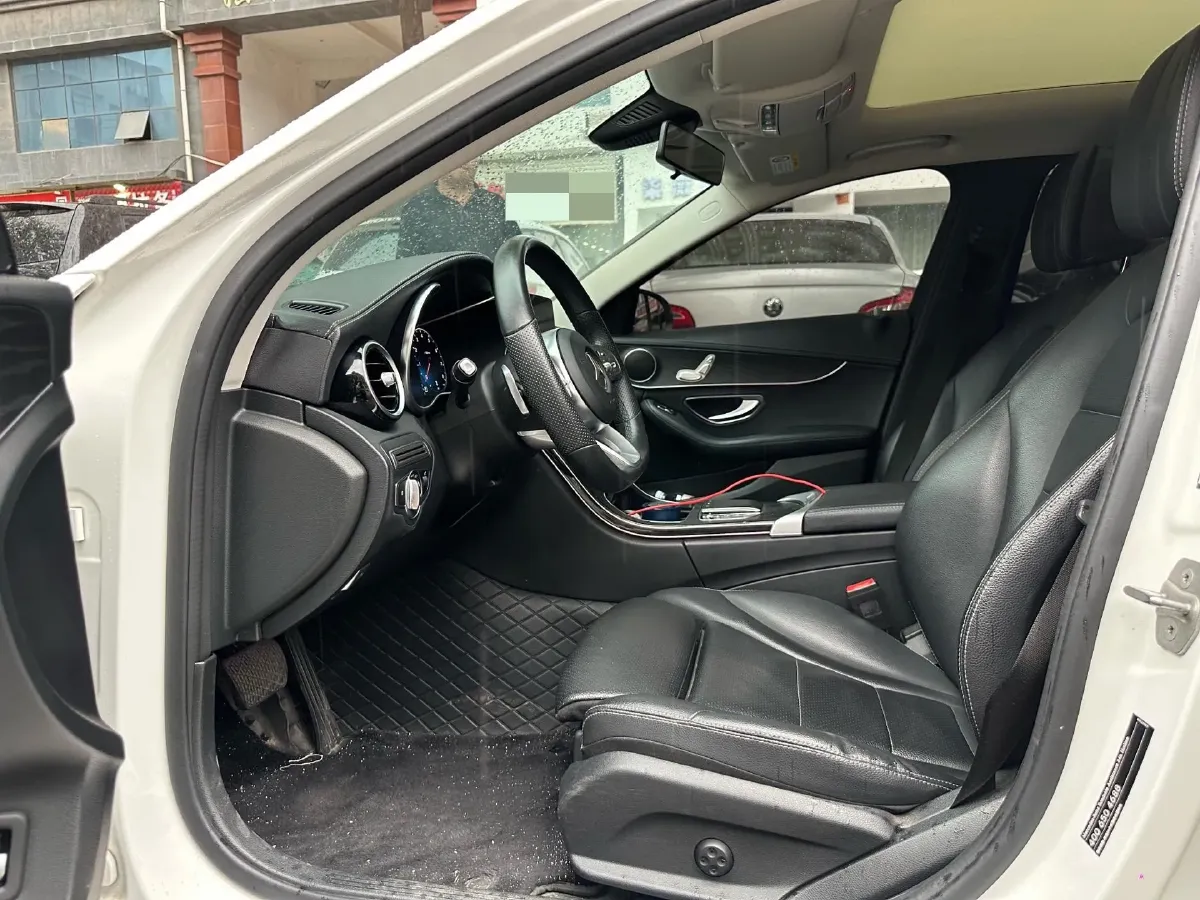 2021 Mercedes-Benz C Class 1.5T 156HP L4 9AT,autocango,china used car exporter,china ev exporter,chinese used car exporter,chinese used ev exporter
