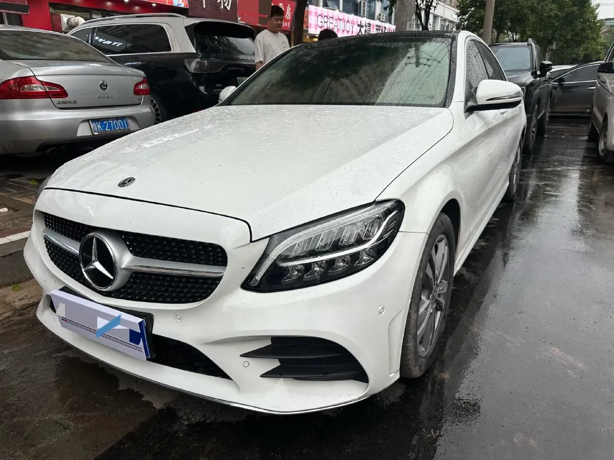 2021 Mercedes-Benz C Class 1.5T 156HP L4 9AT,autocango,china used car exporter,china ev exporter,chinese used car exporter,chinese used ev exporter