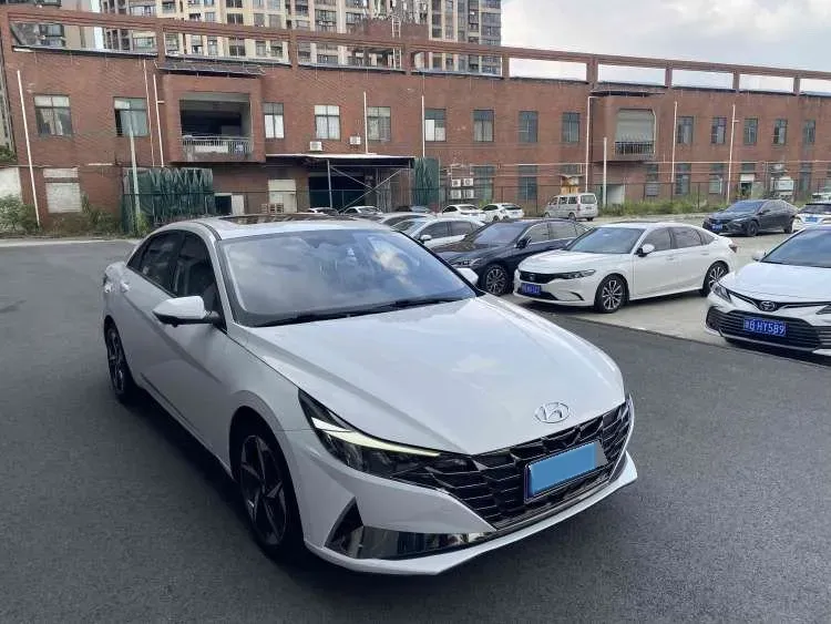 2022 Hyundai Elantra 1.5L 115HP L4 CVT,autocango,china used car exporter,china ev exporter,chinese used car exporter,chinese used ev exporter