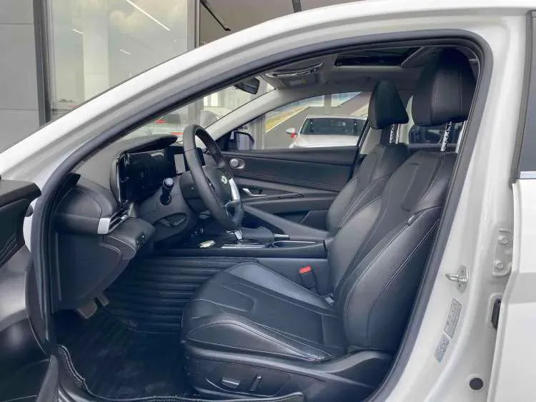2022 Hyundai Elantra 1.5L 115HP L4 CVT,autocango,china used car exporter,china ev exporter,chinese used car exporter,chinese used ev exporter
