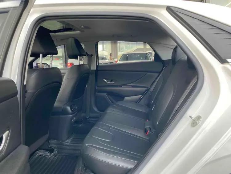 2022 Hyundai Elantra 1.5L 115HP L4 CVT,autocango,china used car exporter,china ev exporter,chinese used car exporter,chinese used ev exporter