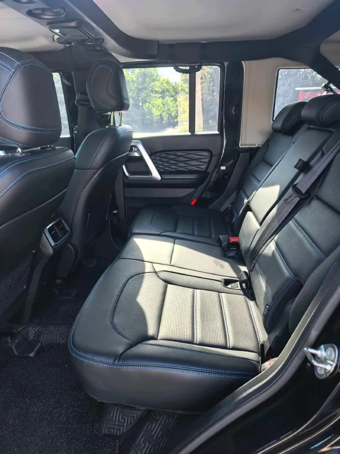 2019 Beijing BJ40 2.3T 231HP L4 6AT,autocango,china used car exporter,china ev exporter,chinese used car exporter,chinese used ev exporter
