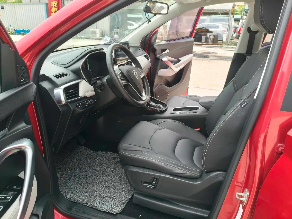 2019 BaoJun 530 1.5T 151HP L4 CVT,autocango,china used car exporter,china ev exporter,chinese used car exporter,chinese used ev exporter