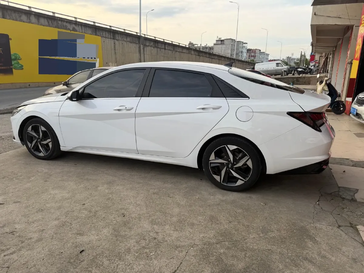 2021 Hyundai Elantra 1.5L 115HP L4 CVT,autocango,china used car exporter,china ev exporter,chinese used car exporter,chinese used ev exporter
