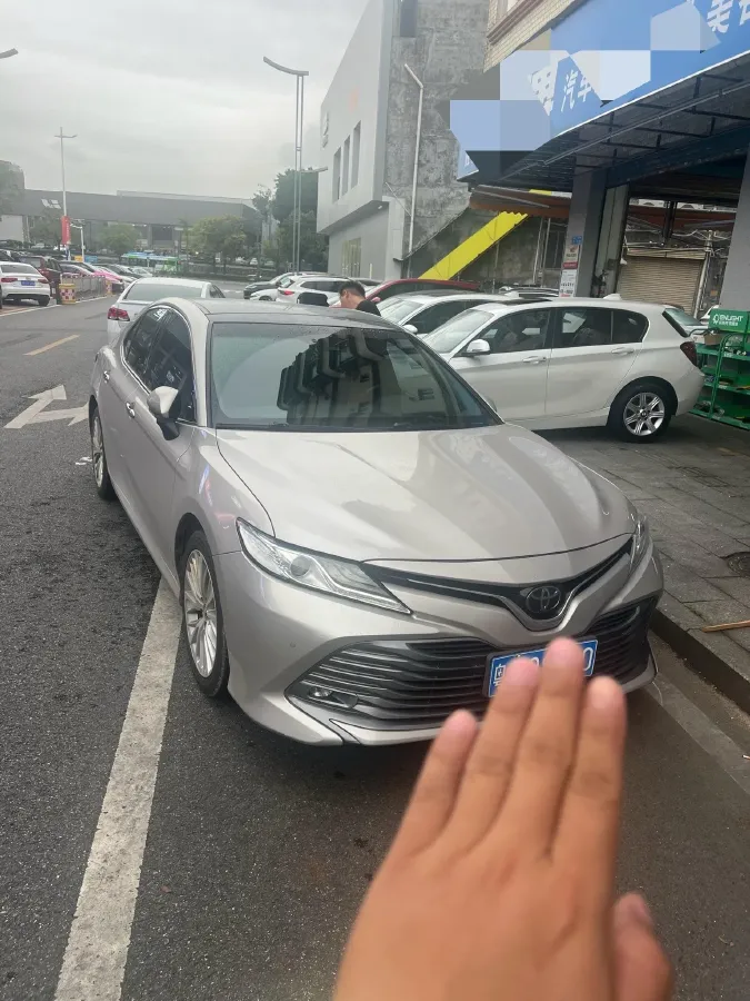 2019 Toyota Camry 2.5L 209HP L4 8AT,autocango,china used car exporter,china ev exporter,chinese used car exporter,chinese used ev exporter