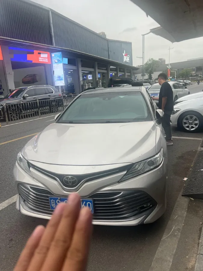 2019 Toyota Camry 2.5L 209HP L4 8AT,autocango,china used car exporter,china ev exporter,chinese used car exporter,chinese used ev exporter