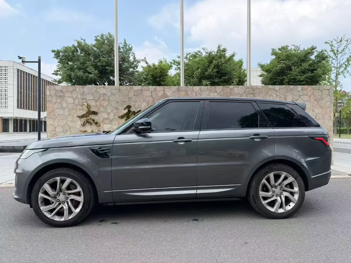 2018 Land Rover Range Rover Sport 3.0T 340HP V6 8AT,autocango,china used car exporter,china ev exporter,chinese used car exporter,chinese used ev exporter