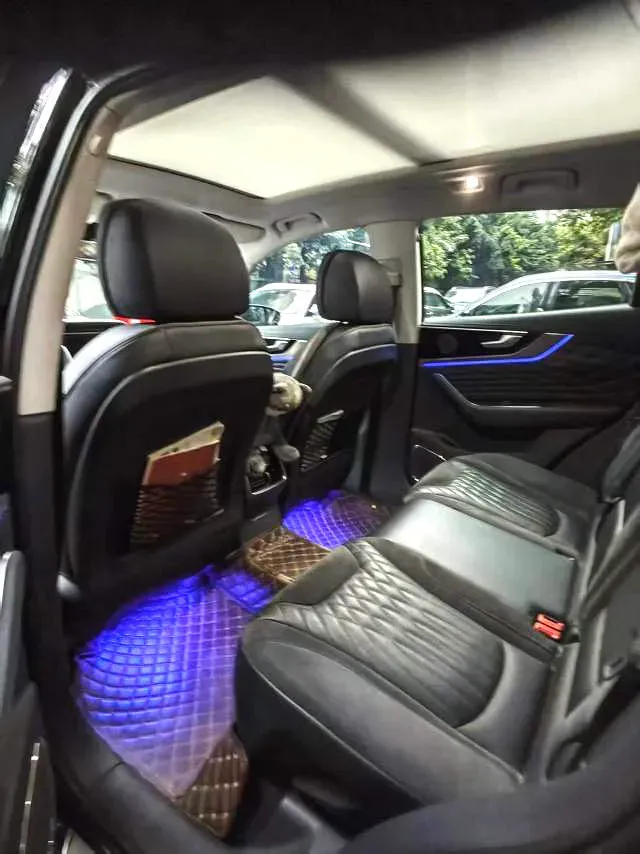 2022 HongQi HS5 2.0T 224HP L4 6AT,autocango,china used car exporter,china ev exporter,chinese used car exporter,chinese used ev exporter