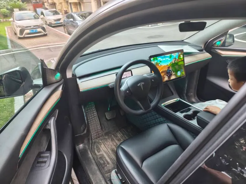 2022 Tesla Model Y BEV 60KWH,autocango,china used car exporter,china ev exporter,chinese used car exporter,chinese used ev exporter