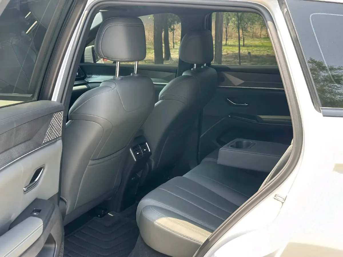 2025 BYD Song Pro 1.5L 101HP L4 E-CVT PHEV 12.9KWH,autocango,china used car exporter,china ev exporter,chinese used car exporter,chinese used ev exporter