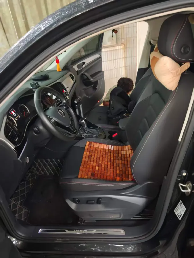 2020 Volkswagen Tayron 2.0T 186HP L4 7DCT,autocango,china used car exporter,china ev exporter,chinese used car exporter,chinese used ev exporter