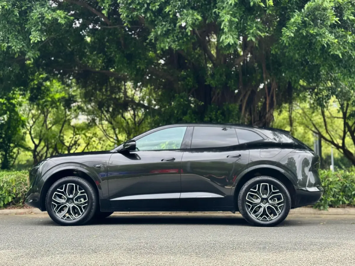 2026 Avatr 07 BEV,autocango,china used car exporter,china ev exporter,chinese used car exporter,chinese used ev exporter
