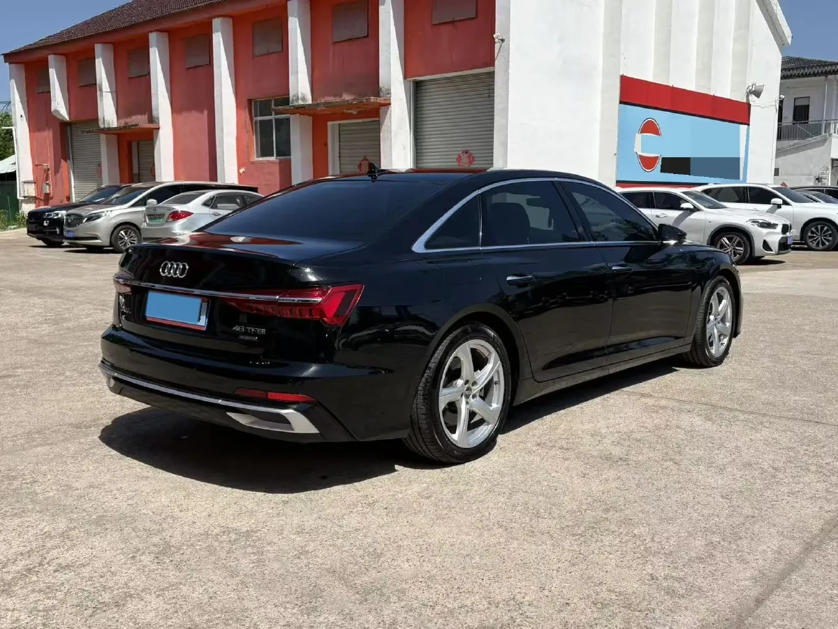 2019 Mercedes-Benz GLC Class 2.0T 245HP L4 9AT,autocango,china used car exporter,china ev exporter,chinese used car exporter,chinese used ev exporter