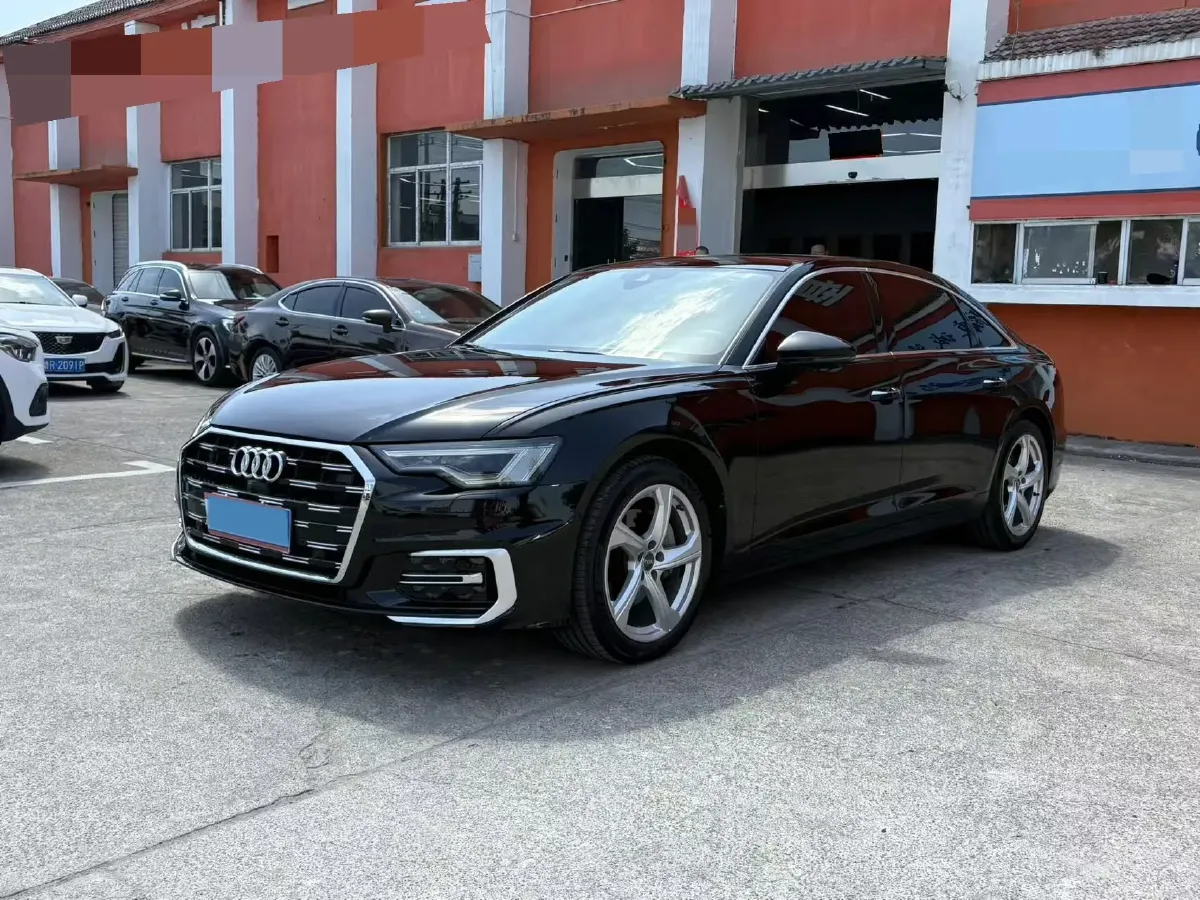 2019 Mercedes-Benz GLC Class 2.0T 245HP L4 9AT,autocango,china used car exporter,china ev exporter,chinese used car exporter,chinese used ev exporter