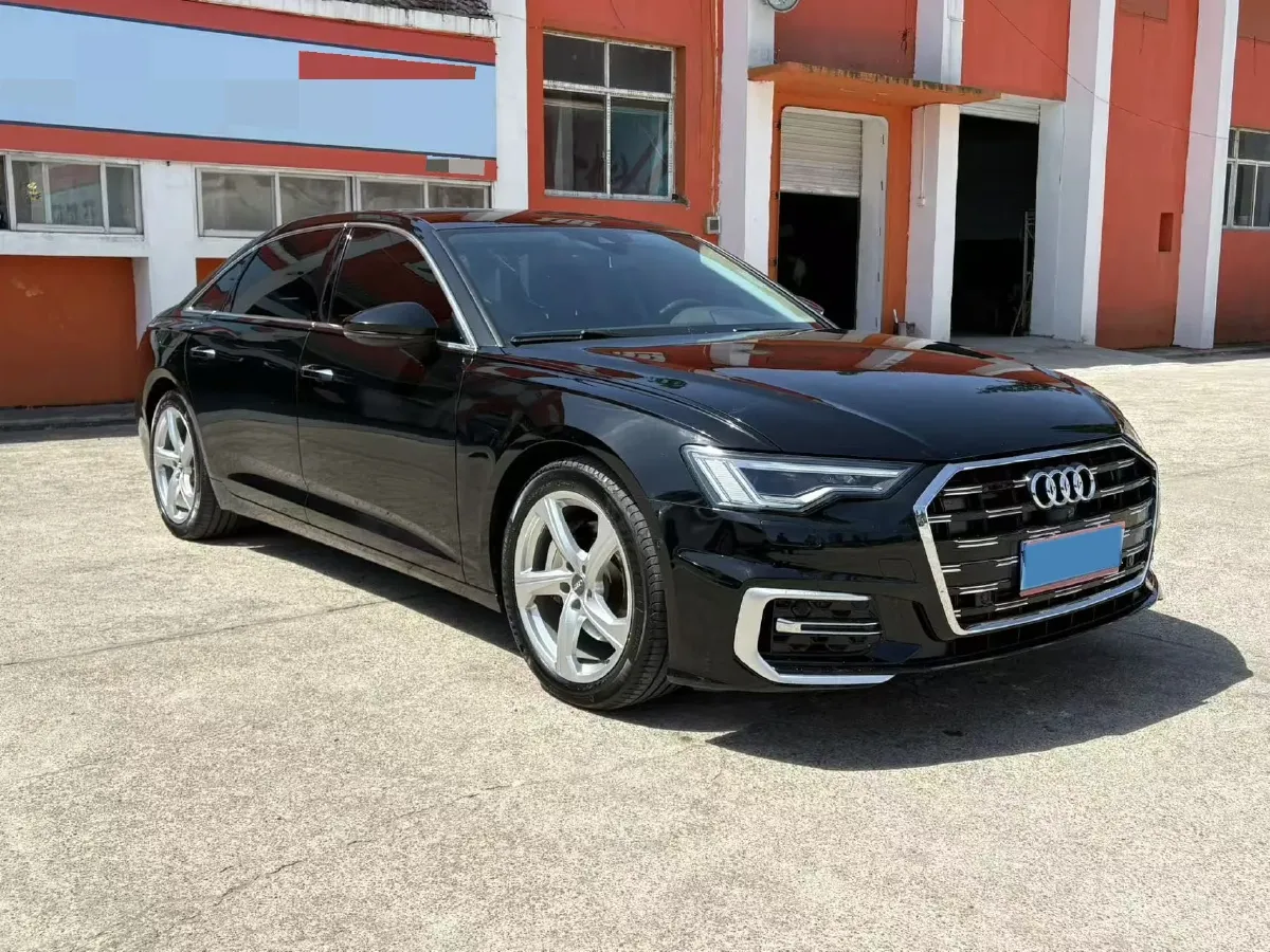 2019 Mercedes-Benz GLC Class 2.0T 245HP L4 9AT,autocango,china used car exporter,china ev exporter,chinese used car exporter,chinese used ev exporter