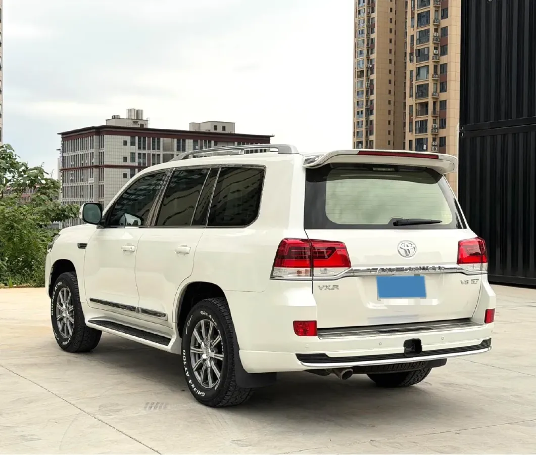 2019 Chevrolet Trax 1.0T 125HP L3 6AT,autocango,china used car exporter,china ev exporter,chinese used car exporter,chinese used ev exporter